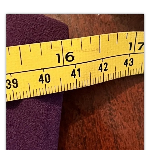 Signature by Sangria 100% Silk Sz6 Dress Burgundy Pull On Sheer Lined Silhouette - Picture 10 of 10